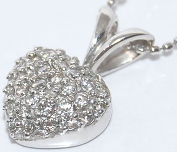 樂天商城 - ダイヤモンド-0.30ct ハート パヴェデザイン K18WG ペンダントネックレス 【店頭受取対応商品】
