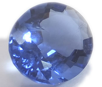 ソーダライト 1.966ct ルース オーバルシェイプカット UVカラーチェンジ 【店長推奨品】 【激レアストーン】 【店頭受取対応商品】 ソーダライト 1.966ct ルース オーバルシェイプカット UVカラーチェンジ 【店長推奨品】 【激レアストーン】 【店頭受取対応商品】