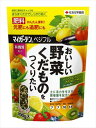 野菜やくだものの元肥や追肥に。ばらまくだけで効果が3〜4ヵ月持続する3ピーク・ブレンド。土に活力を与える腐植酸+植物性有機質入りの緩効性粒状肥料（特許第4923502号）　ばらを丈夫に育て、美しい花を咲かせるおいしい野菜・くだものをつくりたい　※使用に際しては必ず商品の説明をよく読んで記載内容に従ってお使い下さい。※使用に際しては必ず商品の説明をよく読んで記載内容に従ってお使い下さい。　成分：(チッソN-リン酸P-カリK-マグネシウムMg)7-7-10-1.5　容量(g)700　寸法(幅W×奥行D×高さH)(mm)170×70×230　重量(g)717　肥料の種類：指定配合肥料　肥料の名称：エード粒状6号有機入り　　