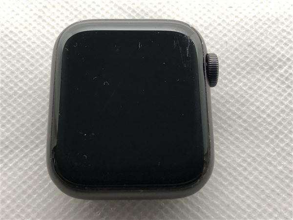 【中古】【安心保証】 バンド無 SE 第1世代[40mm/GPS]アルミ スペースグレイ Apple Watch