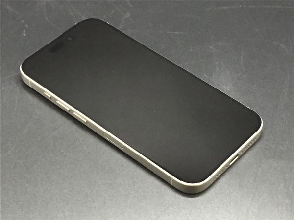 【中古】【安心保証】 iPhone15 Pro[128GB] au ナチュラルチタニウム