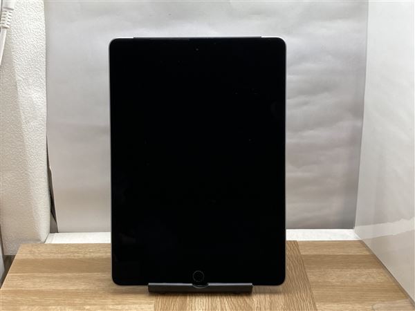 【中古】【安心保証】 iPad 9.7インチ 第6世代[32GB] セルラー au スペースグレイ