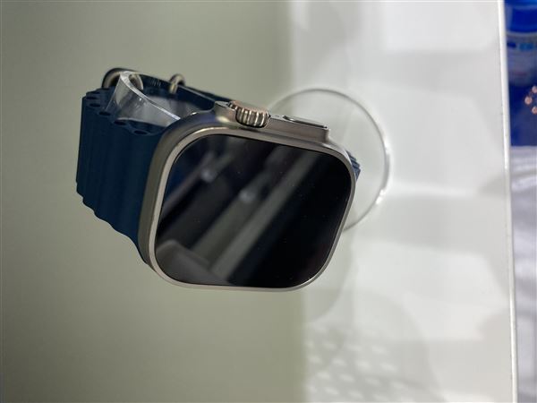 【中古】【安心保証】 Ultra2[49mm/セルラー]チタン チタニウム Apple Watch