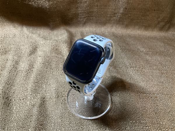 ゲオモバイルの【中古】【安心保証】 Series7[41mm/GPS]アルミ ミッドナイト Apple Watch Nike｜アングル3