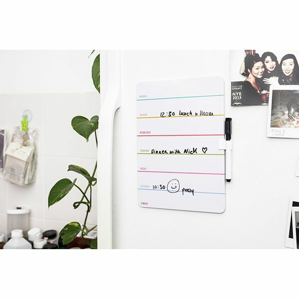 ウィークリードライイレースボード キッカーランド Weekly Dry Erase Board KIKKERLAND おしゃれ かわいい インテリア 雑貨 ギフト 壁掛け キッカーランド 英語表記 繰り返し使用可 マグネット スケジュール 週間