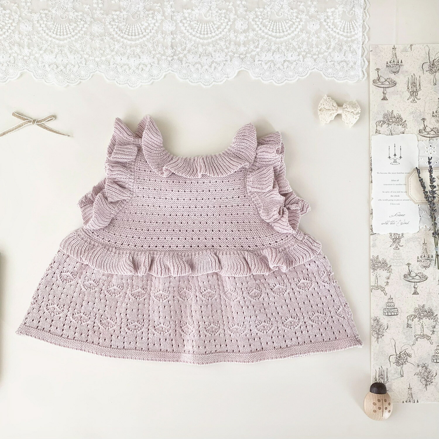 【10%OFFクーポン】ベスト ベビー服 襟付き フリルリボンベスト トップス フリル 重ね着アイテム 女の子 赤ちゃん服 コットン 新生児 夏 春 シンプル ナチュラル ホワイト パープル おしゃれ 可愛い ギフト 60 70 80 90 100 110 リボン お出かけ 結婚式