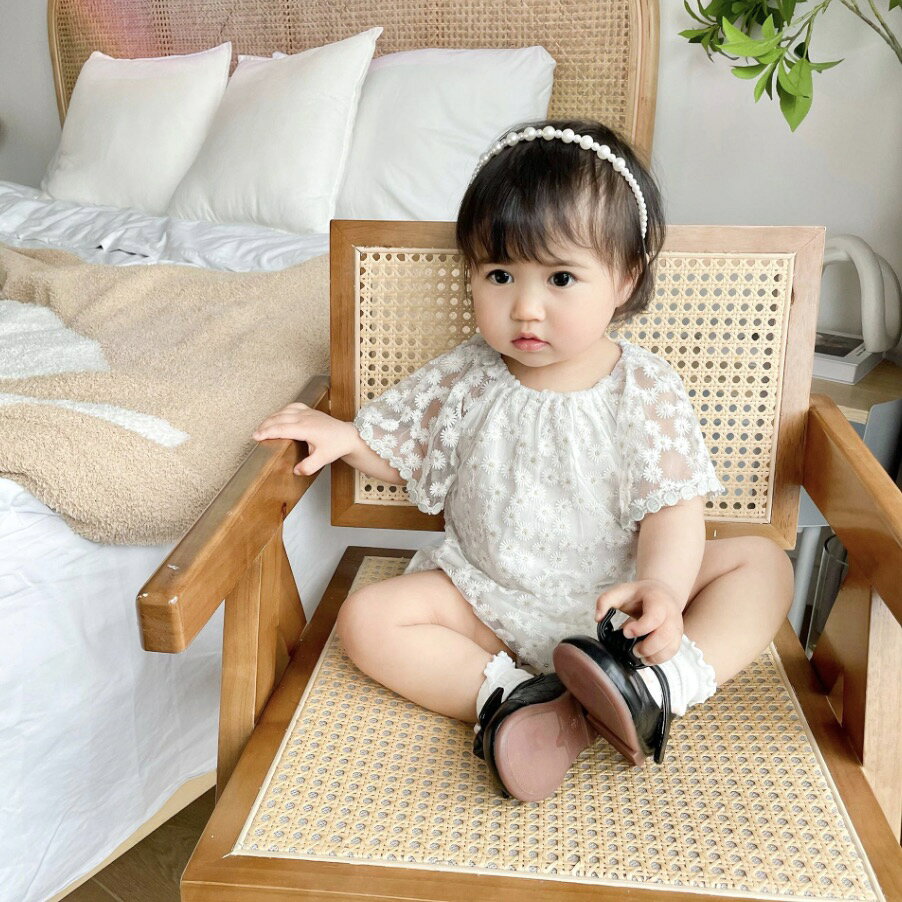 チュニック ロンパース ワンピース お宮参り レース 白 100日祝い お祝い 誕生日 高価値 ベビー服 女の子 半袖 春夏 春 夏 かわいい おしゃれ 花柄刺繍 ハーフバースデー ベビー 韓国 子供 子供服 70cm 80cm 子ども服 海外子ども服 赤ちゃん 海外子供服 フリル ホワイト