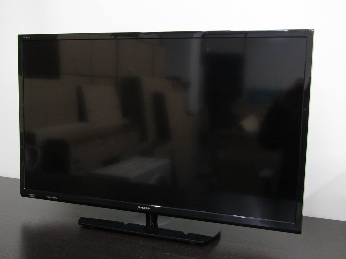 送料無料 中古 SHARP 32V型 ハイビジョン 液晶テレビ AQUOS 2T-B32AB1 2019年製 ケーブルおまけ付き 純正リモコン付 当社90日保証付き 外付けHDD録画 ブラック