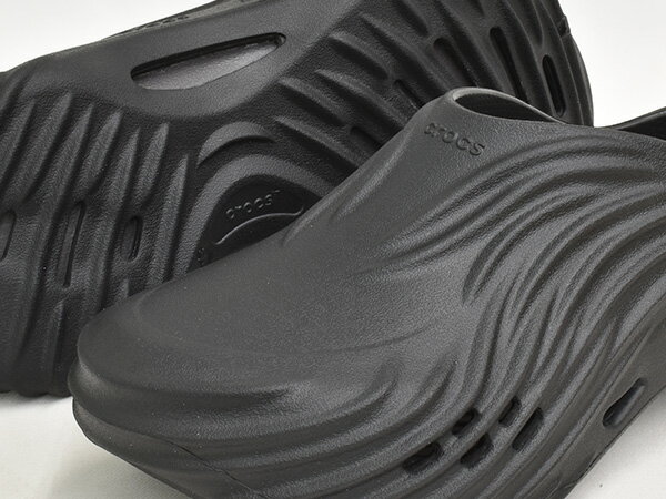 crocs ECHO WAVE【クロックス エコー ウェーブ】【国内正規品 クロッグ サンダル メンズ レディース ユニセックス 限定 ブラック】BLACK 3