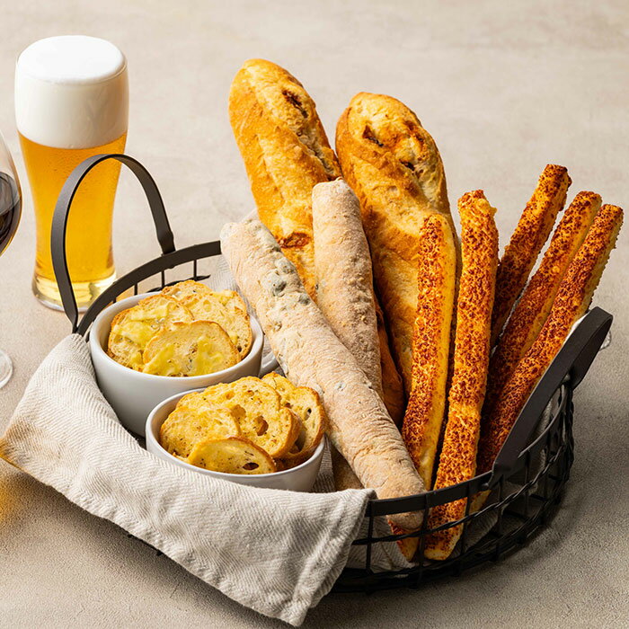 お酒に合うパンセット(当店オリジナル)オリヴィエ・ラスク・チーズスティック・アンチョビバゲット・ブルーチーズバゲット