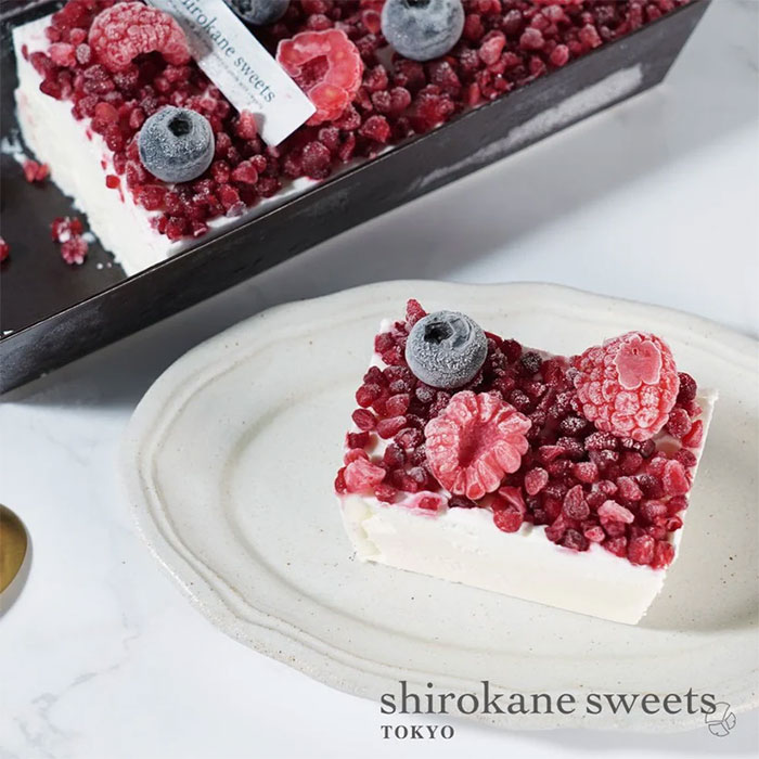 shirokane sweets TOKYO 白金プレミアムアイスケーキ（プレーン・カシス）2種セッ...