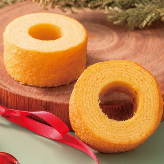 【クーポン有】 クリスマス お菓子 個包装 クリスマスプチバーム2個入 プレーン味 バウムクーヘン プチギフト お菓子 クリスマス 業務用 クリスマス 子供会 ...