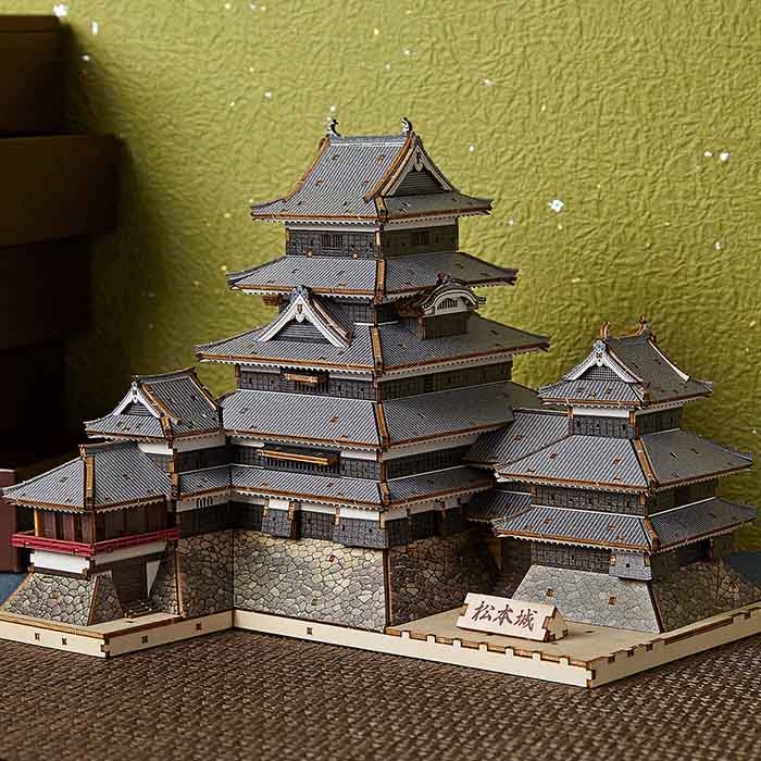 木製立体パズル 松本城 ki-gu-mi 名城 烏城 長野県 松本市 国宝 脳の活性化 認知予防効果 健康 歴史 敬老の日 父の日 母の日 プレゼント パズル...