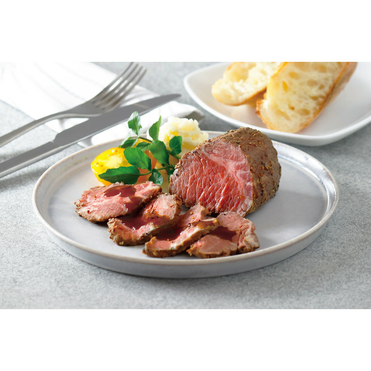 樂天商城 - ローストビーフ 200g ソース付 冷凍 お取り寄せ 牛肉 おかず 手土産 差し入れ ローストビーフ 送料無料