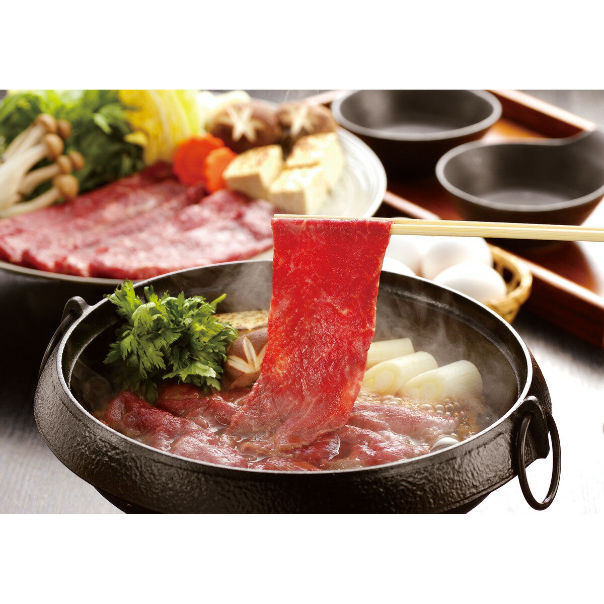 Rakuten - 国産黒毛和牛 すきやき肉 もも肉 350g 冷凍 お取り寄せ すき焼き 産地直送 手土産 国産黒毛和牛 すきやき肉 送料無料