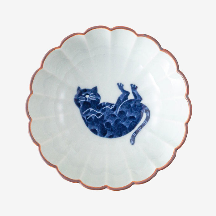 樂天商城 - 【選べる枚数（1～10枚）】呉須猫 　菊割小付（φ9cm）　へそ天(25709)窯元の逸品 ≪高山≫【送料込み価格】