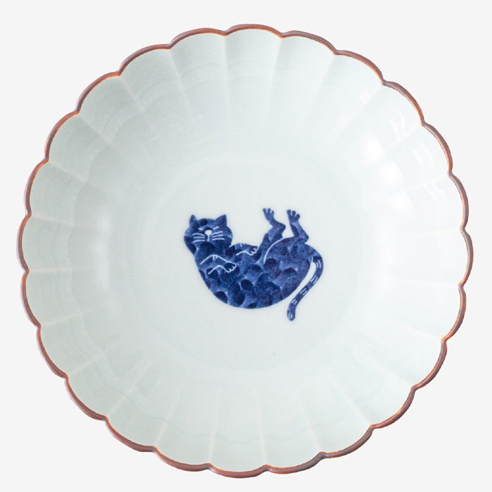 樂天商城 - 【選べる枚数（1～10枚）】呉須猫 　菊割小鉢（φ14cm）　へそ天(25713)窯元の逸品 ≪高山≫【送料込み価格】