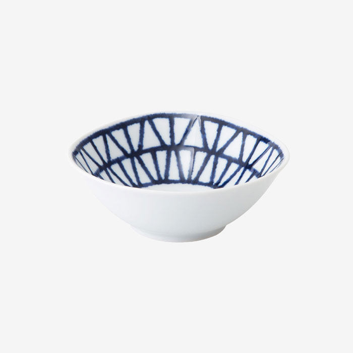 1枚の仕様 サイズ／φ10×H3.5cm 素材／磁器 容量／125ml 重量 ／90g　