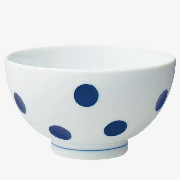 1個の仕様 商品サイズ／φ11×H6cm 商品容量／300ml 商品重量／170g 材質／磁器 産地／有田 肥前の産地の一つ吉田（佐賀県）で、引き継がれている「水玉彫り」。 その模様は、一つひとつ手作業で彫られています。 「negaposi」では、昔から旅館などでよく目にする懐かしいデザインを、今のライフスタイルに合わせてアレンジ。