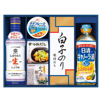 商品情報 名称しぼりたて生しょうゆ詰合せギフト GK-402 内容量キッコーマンしぼりたて生しょうゆ450ml・シーラックかつおだし（4g×3）・マルトモかつおパック（0.7g×3）・マルハニチロ油そのままライトツナリセッタ70g・白子のり味のり（3切5枚）・日清キャノーラ油400g 賞味期限出荷時に30日以上の商品をお届けいたします。 サイズ箱サイズ：箱247×330×68mm アレルギー小麦・えび メーカー品番GK-402 販売者※各商品に記載◇◆ラッピングについての詳細はこちら◆◇ 画像 しぼりたて生しょうゆ詰合せギフト GK-402 ギフト プレゼント 内祝い お返し 出産祝い 結婚祝い 誕生日 おしゃれ 送料無料 ＼ 大切な方への贈り物に ／ キッコーマンの生ならではの鮮やかな色、さらりとした旨味が特徴のしぼりたて生しょうゆをはじめ、国内産の原材料をブレンドし、やさしい味わいに仕上げた風味豊かなだしの素などバラエティ豊かなセットです。 キッコーマンの生ならではの鮮やかな色、さらりとした旨味が特徴のしぼりたて生しょうゆをはじめ、国内産の原材料をブレンドし、やさしい味わいに仕上げた風味豊かなだしの素などバラエティ豊かなセットです。 ◇複数の商品をご注文いただいた場合には、別口配送となる可能性がございます。 また複数注文の出荷完了メールは、各商品についてお送りしております。 ＜商品詳細＞ キッコーマンしぼりたて生しょうゆ450ml・シーラックかつおだし（4g×3）・マルトモかつおパック（0.7g×3）・マルハニチロ油そのままライトツナリセッタ70g・白子のり味のり（3切5枚）・日清キャノーラ油400g 【賞味期限】出荷時に30日以上の商品をお届けいたします。 【箱サイズ・重量】箱サイズ：箱247×330×68mm 【アレルギー品目】小麦・えび ★贈り物用途★ お中元 お歳暮 母の日 父の日 敬老の日 お供え 法事 内祝い お返し ★こんな方へ★ 両親 祖父母 上司 高齢者 一人暮らしの方