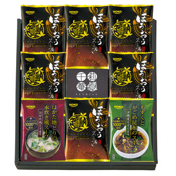商品情報 名称からだにやさしさ＋国産フリーズドライほうおうスープ（8食） 内容量スープ（ほうおう）×6・スープ（はかた水炊き・もずく）各1 賞味期限出荷時に30日以上の商品をお届けいたします。 サイズ箱サイズ：箱263×245×35mm アレルギー卵・小麦 メーカー品番FDSS-0203 販売者※各商品に記載◇◆ラッピングについての詳細はこちら◆◇ 画像 からだにやさしさ＋国産フリーズドライほうおうスープ（8食） ギフト プレゼント 内祝い お返し 出産祝い 結婚祝い 誕生日 おしゃれ 送料無料 ＼ 大切な方への贈り物に ／ 手軽に本格的な味が楽しめる、国産フリーズドライスープの詰め合わせです。国産卵のふんわり食感が魅力の「ほうおうスープ」のほか、はかた地どりの水炊き風スープ、もずくとがごめ昆布のスープの3種類。忙しいときの便利な一品として、またいざというときのための備蓄食にもぴったりです。 手軽に本格的な味が楽しめる、国産フリーズドライスープの詰め合わせです。国産卵のふんわり食感が魅力の「ほうおうスープ」のほか、はかた地どりの水炊き風スープ、もずくとがごめ昆布のスープの3種類。忙しいときの便利な一品として、またいざというときのための備蓄食にもぴったりです。こんなときにおすすめ・ 食卓でいつものメニューに一品プラス・ オフィスのランチタイムや残業時に、ご出張のお供に・ 登山やキャンプなどアウトドアに・ 防災食として備蓄 ◇複数の商品をご注文いただいた場合には、別口配送となる可能性がございます。 また複数注文の出荷完了メールは、各商品についてお送りしております。 ＜商品詳細＞ スープ（ほうおう）×6・スープ（はかた水炊き・もずく）各1 【賞味期限】出荷時に30日以上の商品をお届けいたします。 【箱サイズ・重量】箱サイズ：箱263×245×35mm 【アレルギー品目】卵・小麦 ★贈り物用途★ お中元 お歳暮 母の日 父の日 敬老の日 お供え 法事 内祝い お返し ★こんな方へ★ 両親 祖父母 上司 高齢者 一人暮らしの方