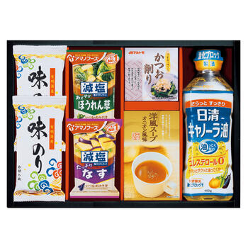 商品情報 名称日清キャノーラ油&アマノフーズバラエティセット CA-30 内容量日清キャノーラ油400g・アマノフーズ減塩いつものおみそ汁（なす・ほうれん草）・丸美屋洋風スープオニオン風味（2.5g×5）・マルトモかつおパック（0.7g×3）・有明海産味のり（8切5枚）×2 賞味期限出荷時に30日以上の商品をお届けいたします。 サイズ箱サイズ：箱221×307×65mm アレルギー卵・乳成分・小麦・えび メーカー品番CA-30 販売者※各商品に記載◇◆ラッピングについての詳細はこちら◆◇ 画像 日清キャノーラ油&アマノフーズバラエティセット CA-30 ギフト プレゼント 内祝い お返し 出産祝い 結婚祝い 誕生日 おしゃれ 送料無料 ＼ 大切な方への贈り物に ／ おみそ汁や味のりなど、毎日の食卓を彩るバラエティ豊かな詰合せです。 おみそ汁や味のりなど、毎日の食卓を彩るバラエティ豊かな詰合せです。 ◇複数の商品をご注文いただいた場合には、別口配送となる可能性がございます。 また複数注文の出荷完了メールは、各商品についてお送りしております。 ＜商品詳細＞ 日清キャノーラ油400g・アマノフーズ減塩いつものおみそ汁（なす・ほうれん草）・丸美屋洋風スープオニオン風味（2.5g×5）・マルトモかつおパック（0.7g×3）・有明海産味のり（8切5枚）×2 【賞味期限】出荷時に30日以上の商品をお届けいたします。 【箱サイズ・重量】箱サイズ：箱221×307×65mm 【アレルギー品目】卵・乳成分・小麦・えび ★贈り物用途★ お中元 お歳暮 母の日 父の日 敬老の日 お供え 法事 内祝い お返し ★こんな方へ★ 両親 祖父母 上司 高齢者 一人暮らしの方