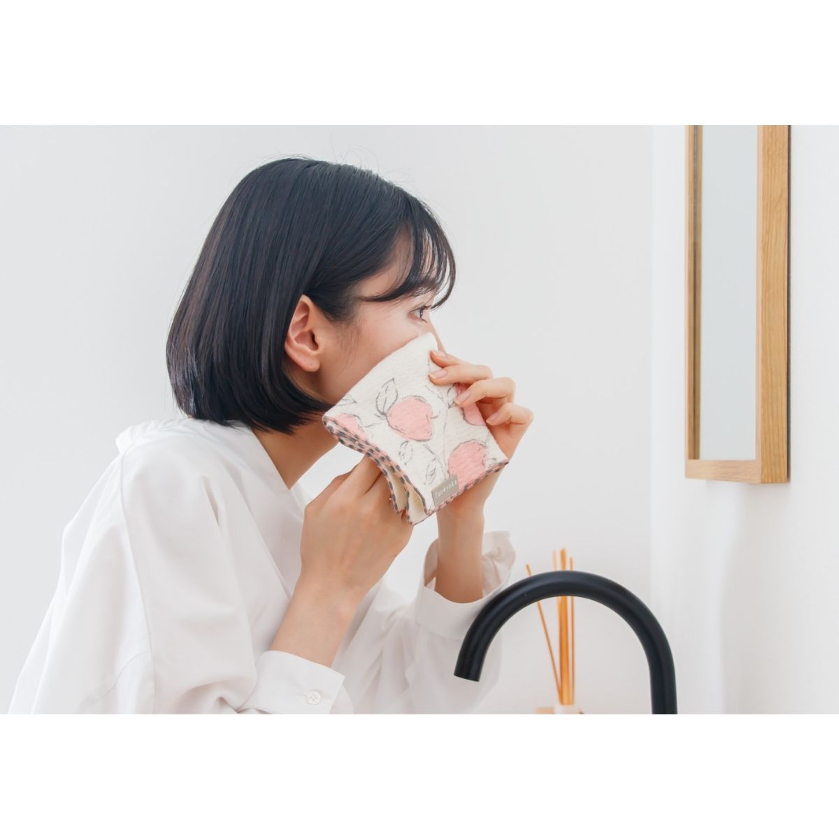 Taoyaka たおやか ミモザ 4重 ガーゼ織 ハンカチ ハンカチ タオル ガーゼ タオルギフト プチギフト ナチュラル お花 お祝い プレゼント ギフト 母の日 父の日 卒業祝い 入学祝い 入園 卒園 母の日 父の日
