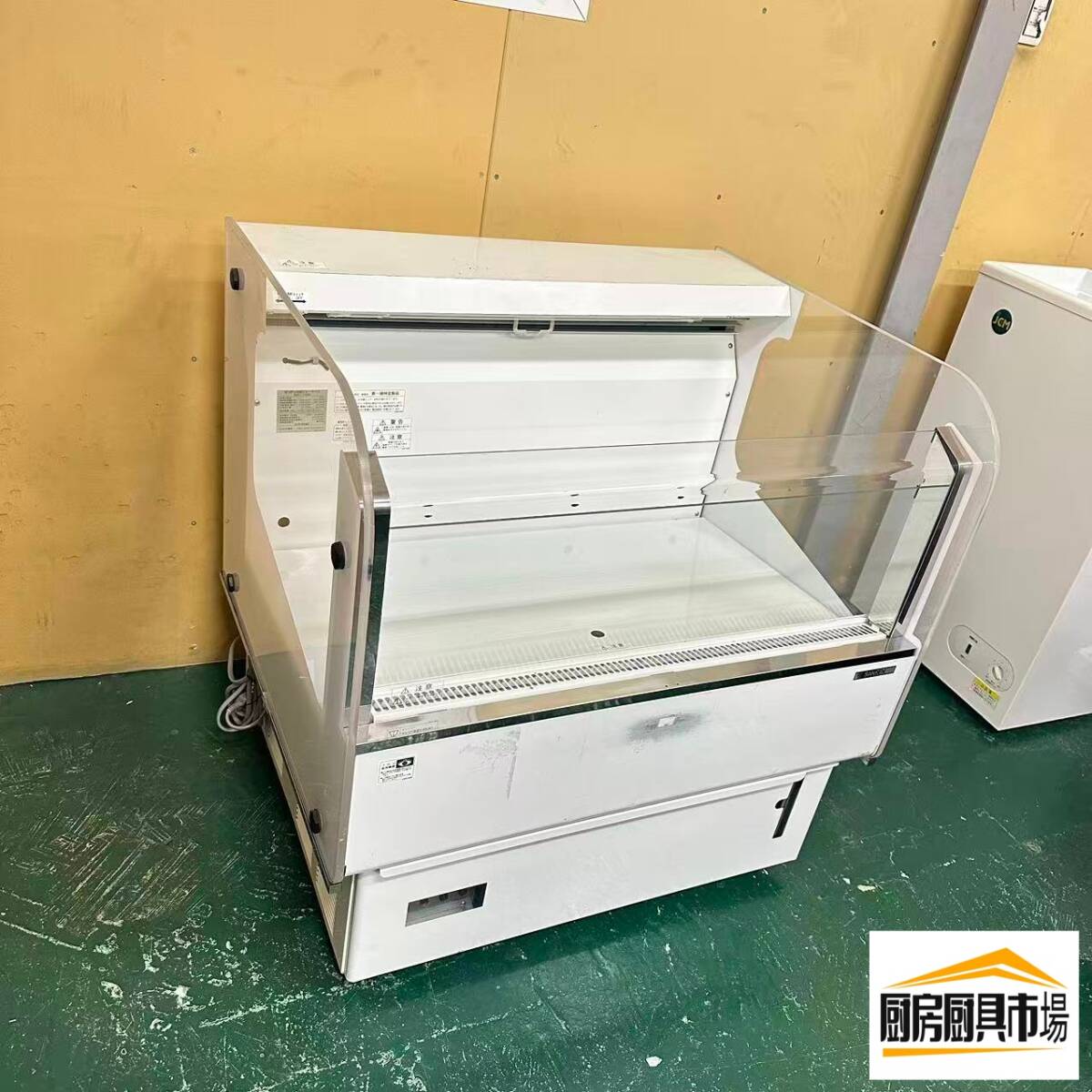 【中古品】番号A712◆サンデン　冷蔵ショーケース　RSR-T3ZD　12年　幅840×奥行700×高さ860　点検済み☆ 【厨房市場平野店】業務用　飲食　店舗　コンビニ　スーパー　生鮮食品