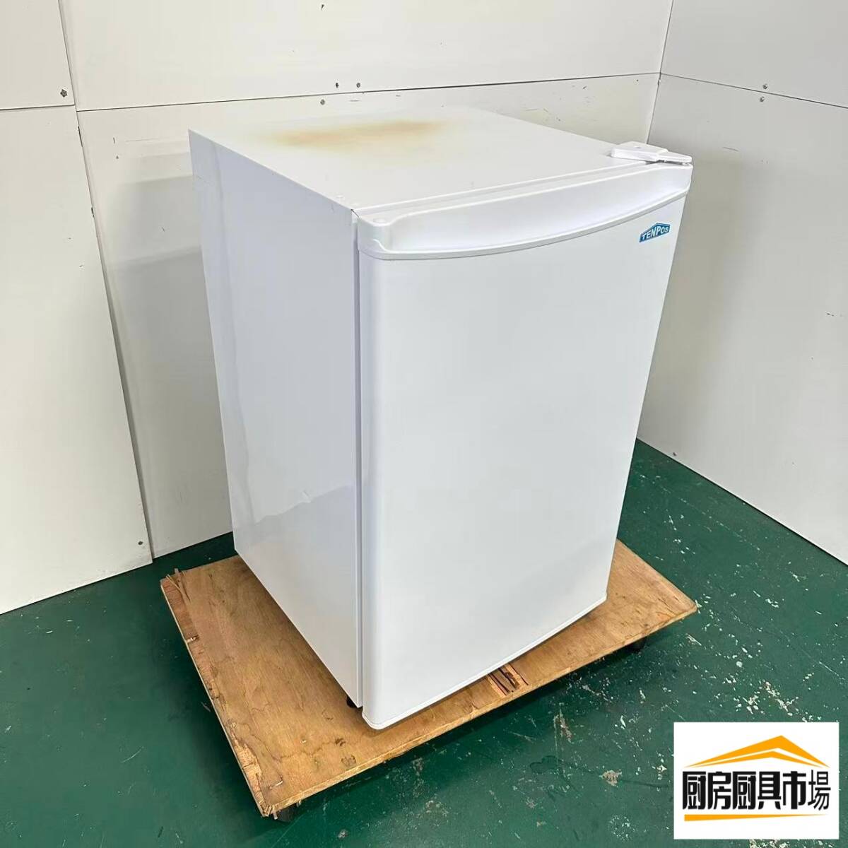 【中古品】番号A648◆テンポス　冷凍ストッカー　TBUF-88-RH　24年　　幅526×奥行571×高さ831　定格容量88L　点検済み☆ 【厨房市場平野店】小スペース向け　コンパクト　3段引き出しケース