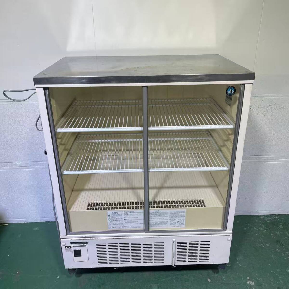乐天商城 - 【中古品】番号A765◆ホシザキ　冷蔵ショーケース　SSB-85CL1形　11年　幅850×奥行550×高さ1460　点検済み☆ 【厨房市場八尾店】