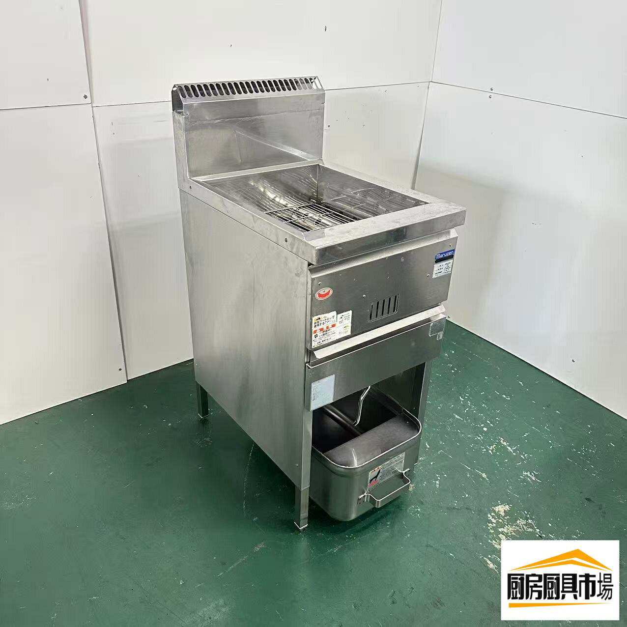 【中古品】番号A611◆マルゼン　フライヤー　 都市ガス　17年　幅430×奥行600×高さ1001　点検済み☆ 【厨..