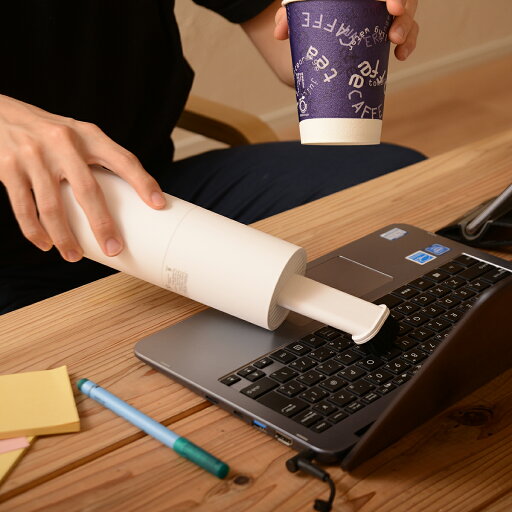 ハンディ クリーナー コードレス 小型 掃除機 車 車内 用としても使える 強力 吸引 ブロワー にもなるバッテリー内蔵 充電式 クリーナー 宅配便送料無料 ハンディ クリーナー コードレス 小型 掃除機 車 車内 用としても使える 強力 吸引 ブロワー にもなるバッテリー内蔵 充電式 クリーナー 宅配便送料無料