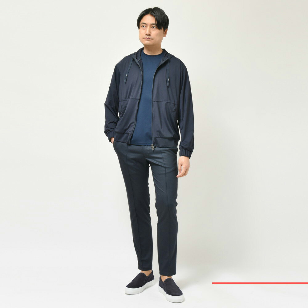 HERNO(ヘルノ)ストレッチナイロンジャージジップフーディー HERNO(ヘルノ)ストレッチナイロンジャージジップフーディー
