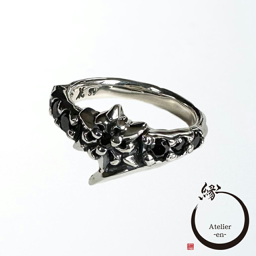 アトリエ縁 リトルトリニティージュノー リング ペトラ ブラックジルコニア シルバー 指輪 5〜20号 ユリ フレア リリー シルバー アクセサリー ブランド メンズ 男性 彼氏 夫 旦那 クリスマス プレゼント 人気 おしゃれ(4)