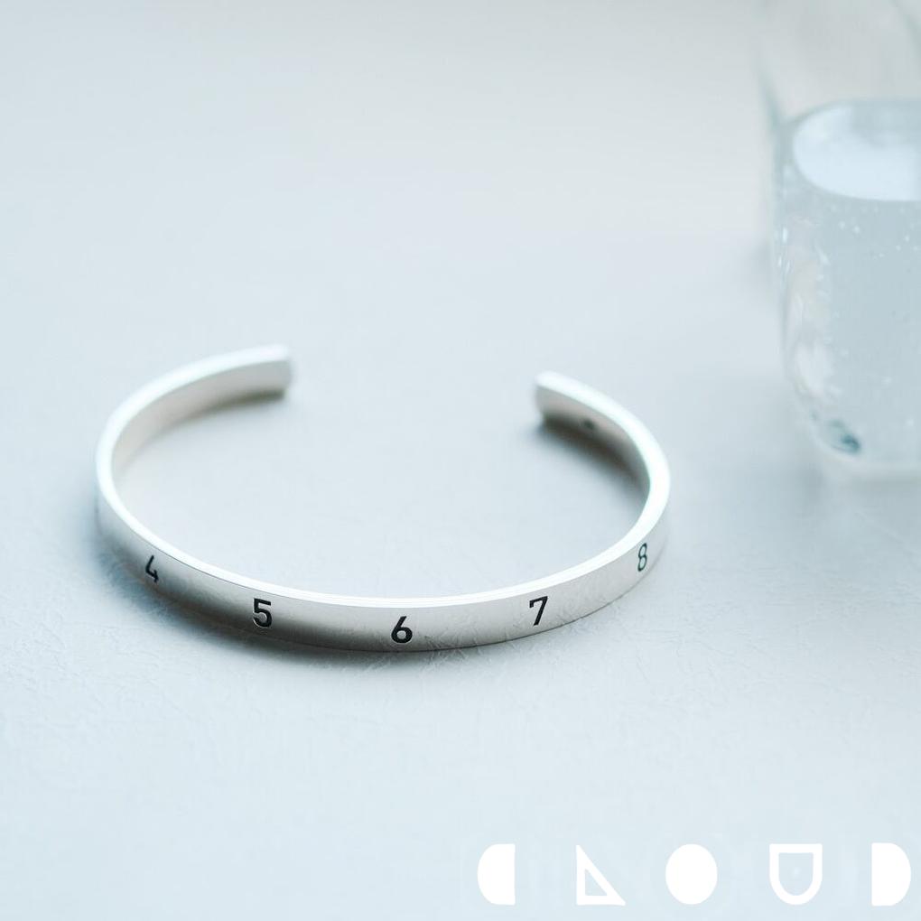 Cloud Jewely 数字 ナンバー バングル シルバー925 クラウドジュエリー セント ブレスレット プレーン さりげない シンプル シルバーバングル ...