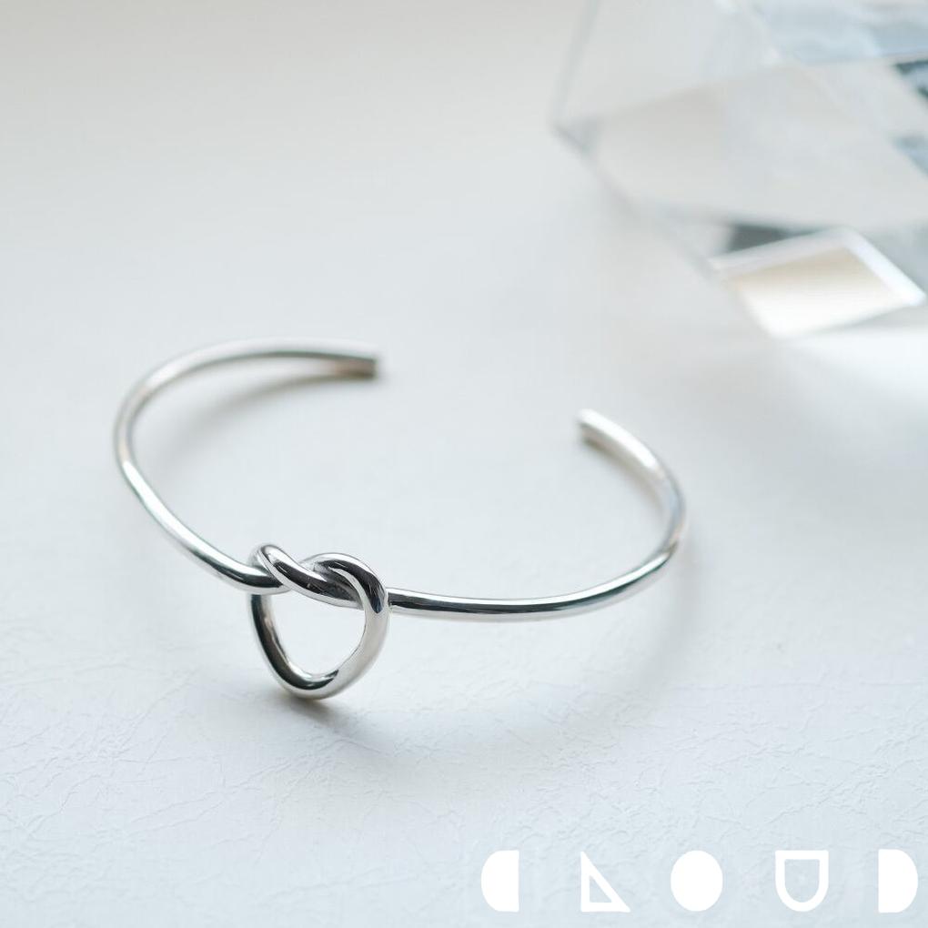 Cloud Jewely プレッツェル ハート 結び バングル シルバー925 クラウドジュエリー シルバー ワイヤー ランス バングル ジュエリー ハート型 ...