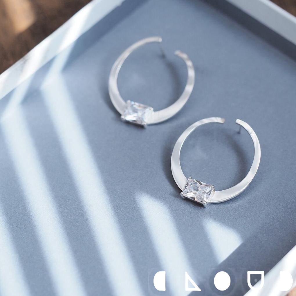 Cloud Jewely 大ぶり フープ ピアス シルバー925 クラウドジュエリー シルバー925 スクエア ジルコニア シルバー 大ぶり 華やか フープ ピ...