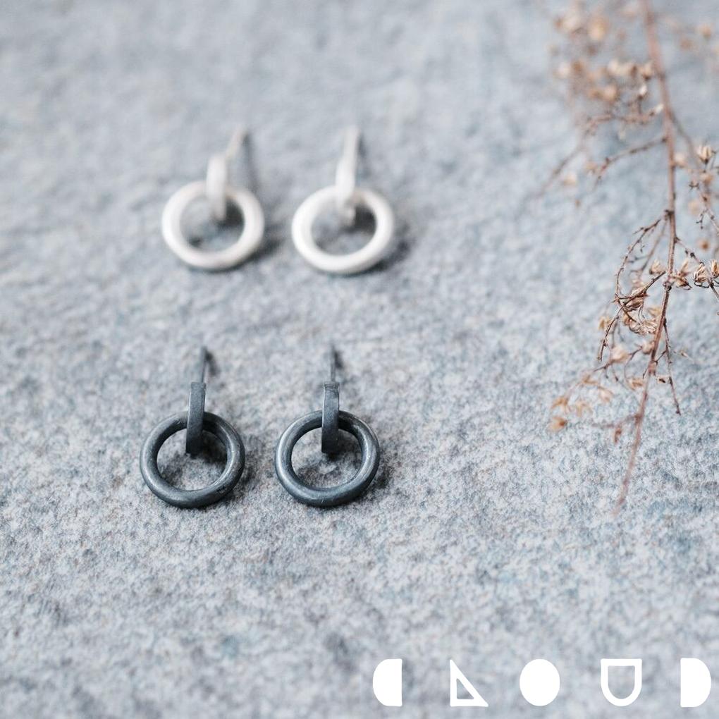 Cloud Jewely 2色 ドアハンドル リング ピアス シルバー925 クラウドジュエリー シルバー ハンド リングピアス 小ぶり ジュエリー ドアハンド...