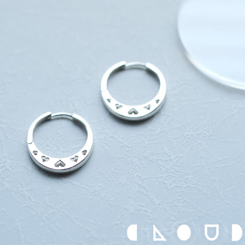 Cloud Jewely 切り抜き ハート フープ ピアス シルバー925 クラウドジュエリー 重ね付け アクセント リング ハートモチーフ セント 切り抜き ...