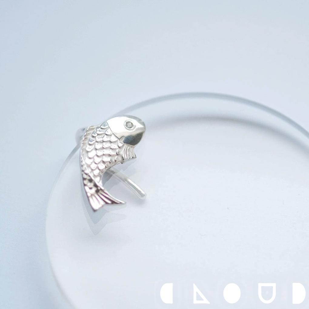 Cloud Jewely 鯛 イヤーカフ シルバー925 クラウドジュエリー シンプル シルバー アクセント ジルコニア セント シルバー925 縁起物 小粒 ...
