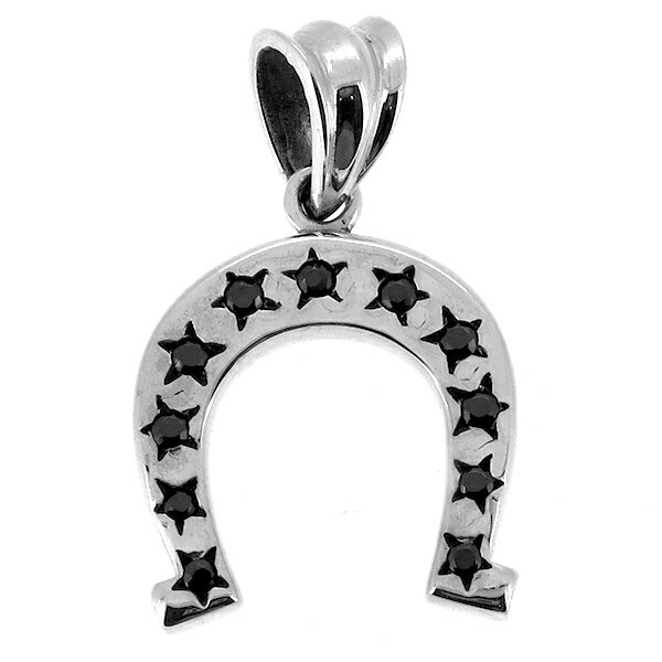 ホースシュー ペンダントトップ(チェーンなし) ブラックCZ 馬蹄 星 スター ジルコニア ネックレス ペン..