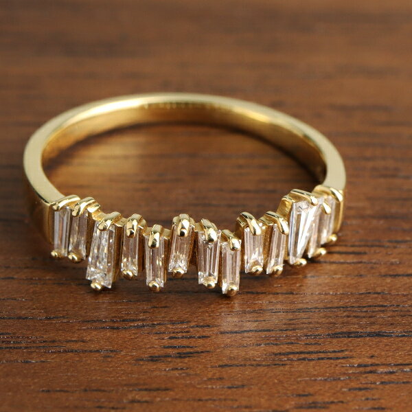 K18 バゲットカット ダイヤモンド リング 指輪 18金 18k ゴールド エタニティ 天然 ダイヤ テーパーダイヤ バゲット バケット 華やか 上品 かわいい きれい 普段使い パーティー アクセサリー 誕生日 レディース 女性 記念日 ギフト プレゼント おしゃれのサムネイル