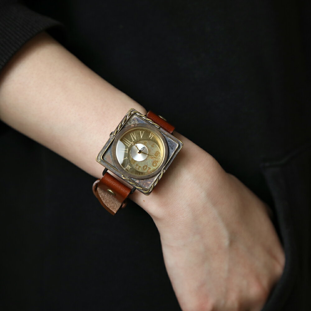 趣ある真鍮のレトロな腕時計 アンティーク調 腕時計 watch vie WBシリーズ ユニセックス 巾着ケース付き 日本製 プレゼント(GP10)