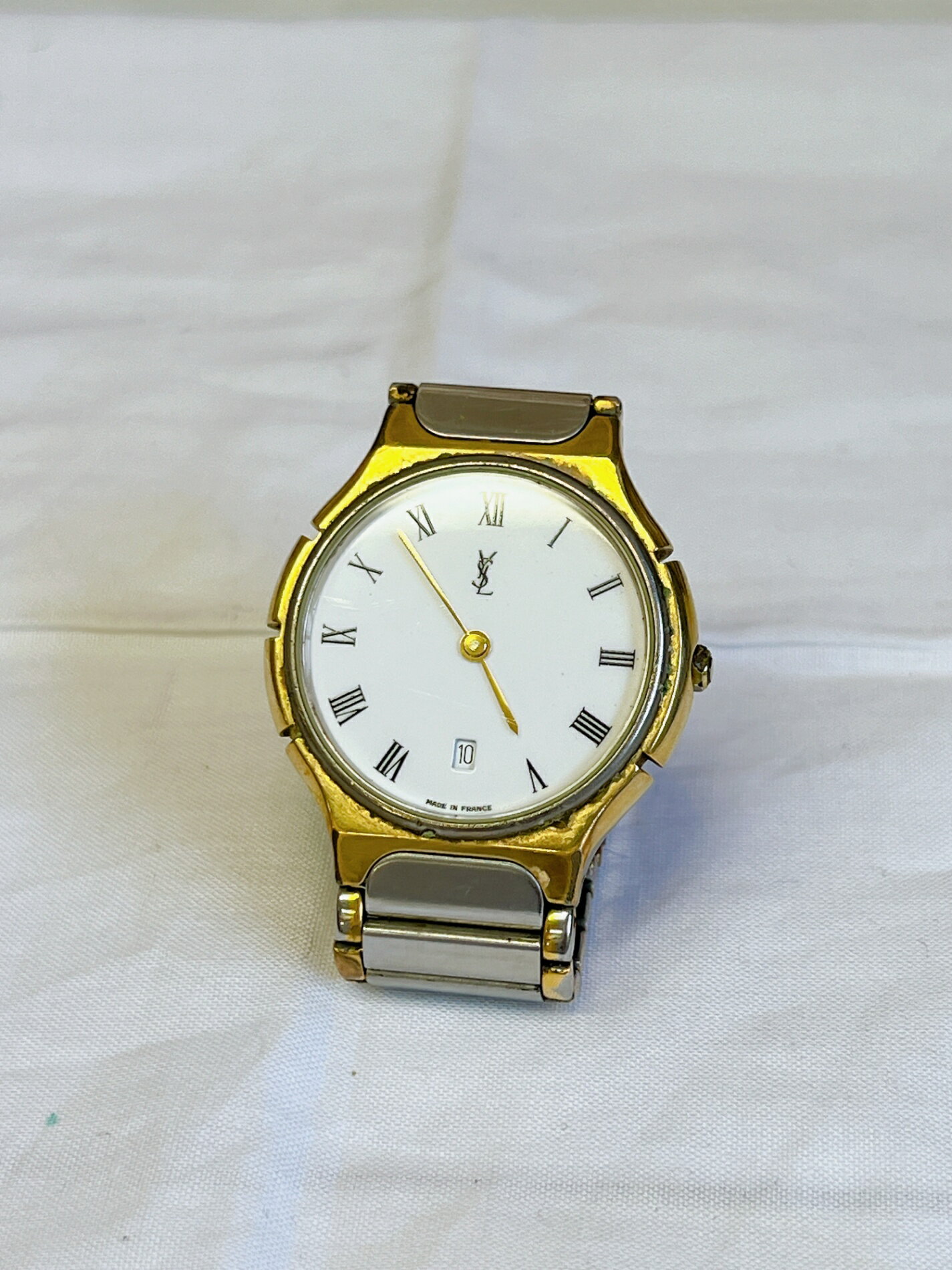 楽天市場】イヴ・サンローラン YVES SAINT LAURENT(腕時計)の通販 楽天市場】イヴ・サンローラン YVES SAINT LAURENT(腕時計)の通販