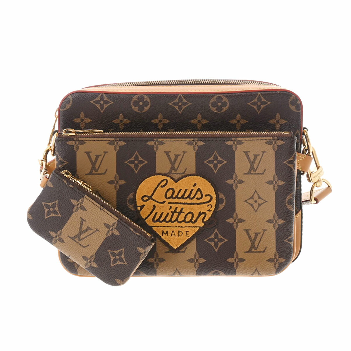 【ポイント3倍★5日限定】【最大2万円OFFクーポン★4日20時〜】LOUIS VUITTON ルイヴィトン モノグラム ストライプ トリオ メッセンジャー NIGOコラボ ブラウン M45965 メンズ モノグラムキャンバス ショルダーバッグ 新同 中古 銀蔵のサムネイル