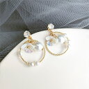 天然淡水パール イヤリング 花 フラワー パール フープ サークル フレーム シリコンパッド付き クリップ式 揺れる 上品 可愛い レディース 女性 痛くない ...