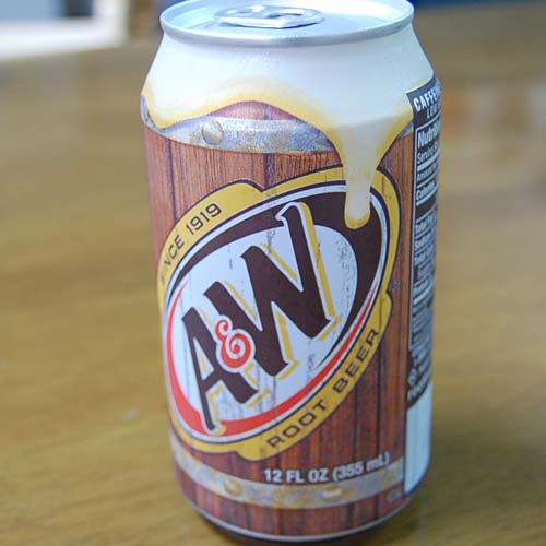 送料無料！　【A＆W】 ルートビア　340ml ×12本