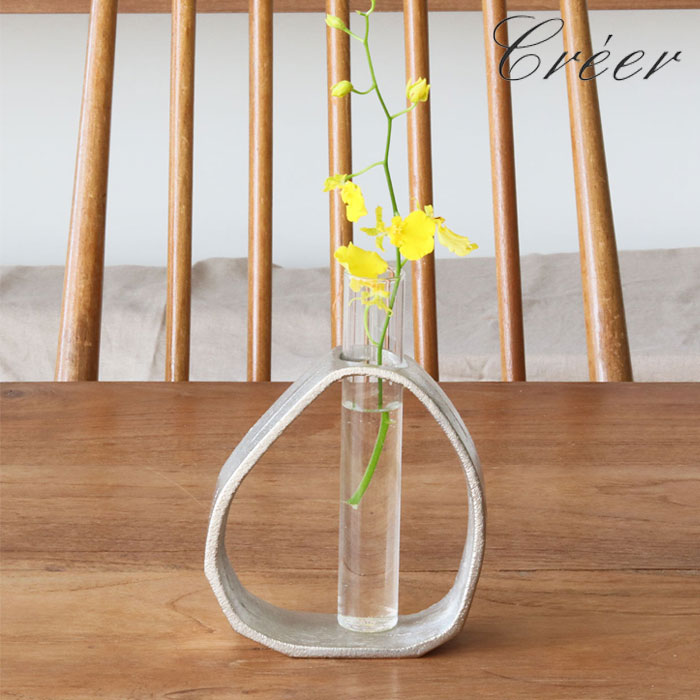 花瓶 一輪挿し ガラス アルミ 三角形 アルミハンギングガラスベース トライアングル サントリナ 花びん 花器 フラワーベース フラワー 花 飾る 花入れ シルバー