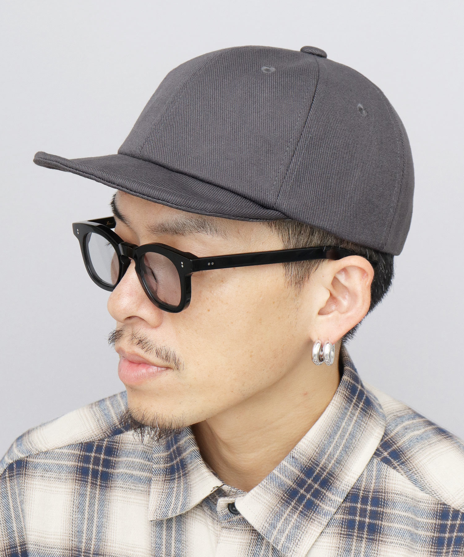 Rakuten - キャップ アンパイアキャップ メンズ レディース ポリエステル サージ 帽子 つば短 ショートバイザー シンプル 無地 深め きれいめ カジュアル おしゃれ ブラック チャコール ネイビー 父の日