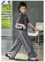 送料無料 韓国子供服 夏服 女の子 スーツ キッズ セットアップ 半袖 ブレザー+ワイドパンツ 2点セット ガールズ スーツ ページュ グレー 夏着 イベント 誕生日 結婚式 ファッション 撮影写真 パーティー 無地 スーツ ショート丈 アウター 長ズボン 120 130 140 150 160 170